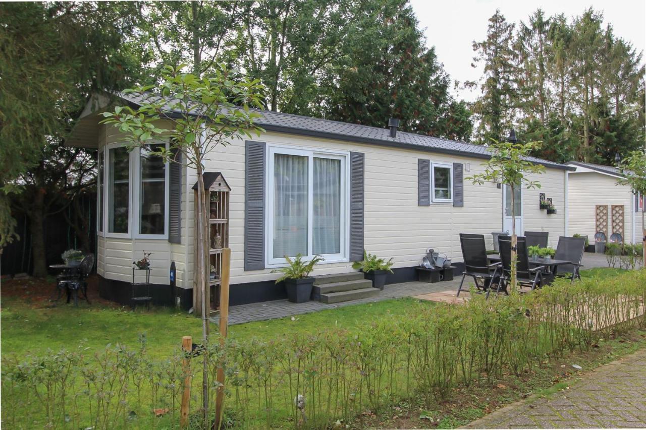 Sfeervol Chalet Op De Veluwe Putten Eksteriør bilde